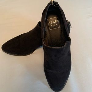 Kaari Blue Booties Black Suede